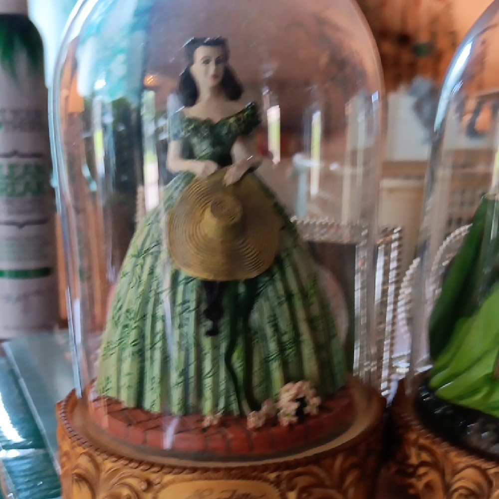 Green and Black Candle Holder